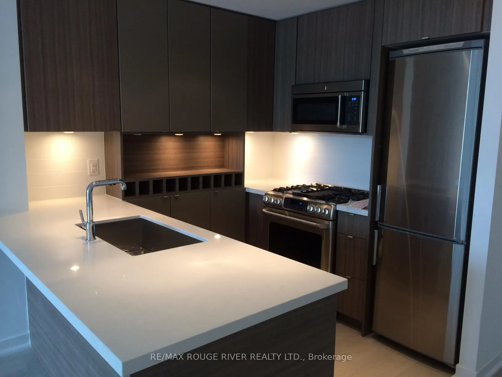 Photo 4 of Unit 314, 88 Colgate Avenue, Toronto, South Riverdale — HOMEH