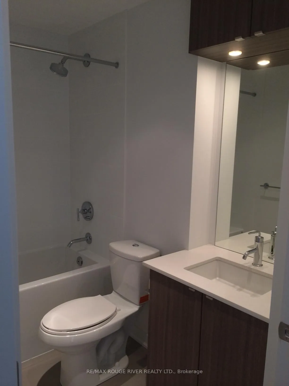 Photo 6 of Unit 314, 88 Colgate Avenue, Toronto, South Riverdale — HOMEH