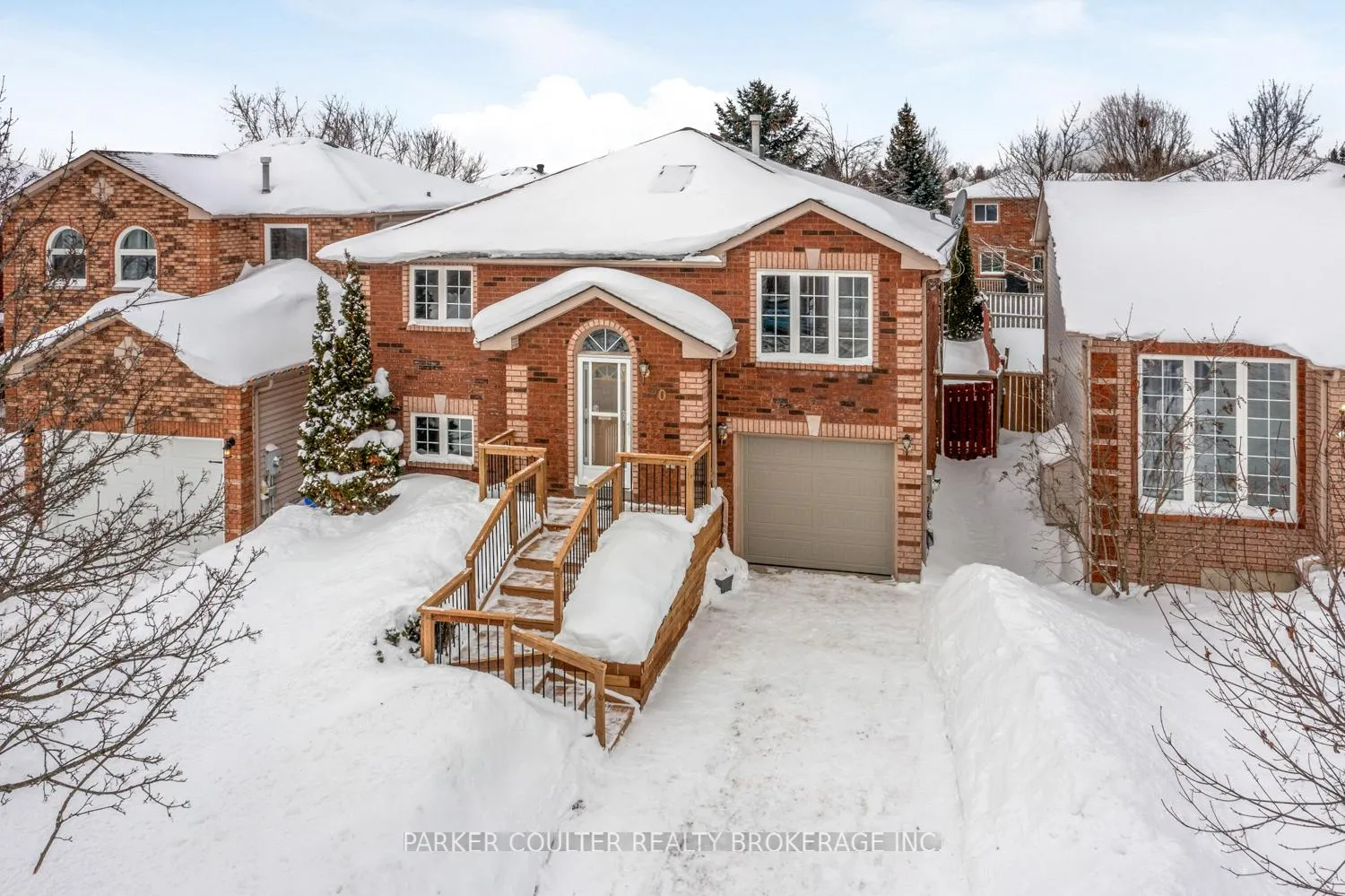 Photo 1 of 50 Wessenger Drive, Barrie, Holly — HOMEH