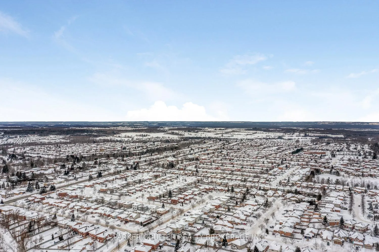 Photo 20 of 50 Wessenger Drive, Barrie, Holly — HOMEH