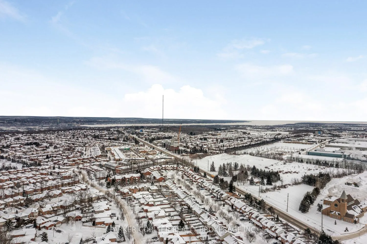 Photo 22 of 50 Wessenger Drive, Barrie, Holly — HOMEH
