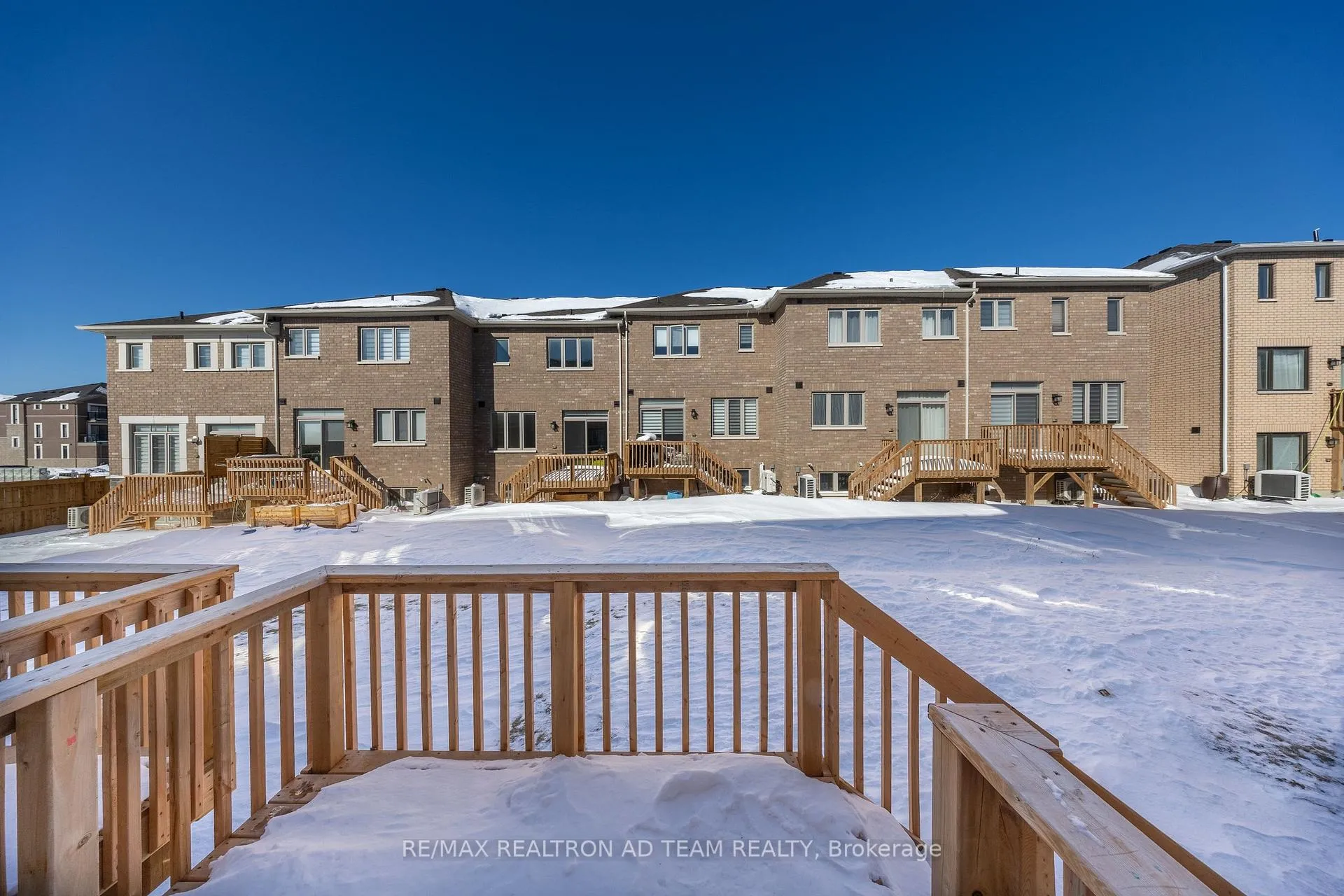 Photo 27 of 972 Crowsnest Hollow Avenue, Pickering, Rural Pickering — HOMEH
