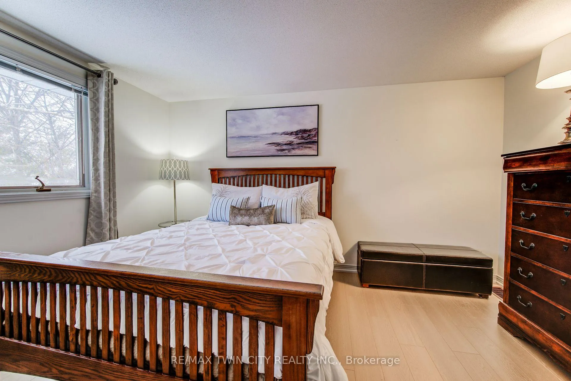 Photo 27 of 454 Kingsford Place, Waterloo — HOMEH