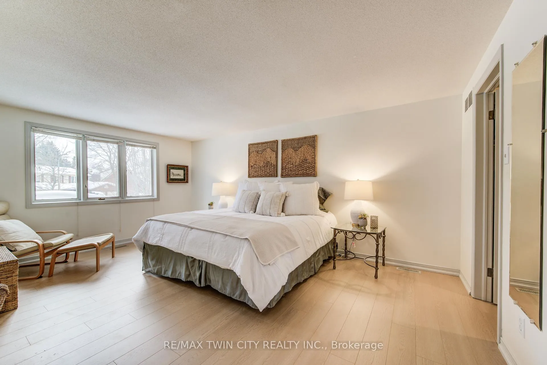 Photo 29 of 454 Kingsford Place, Waterloo — HOMEH