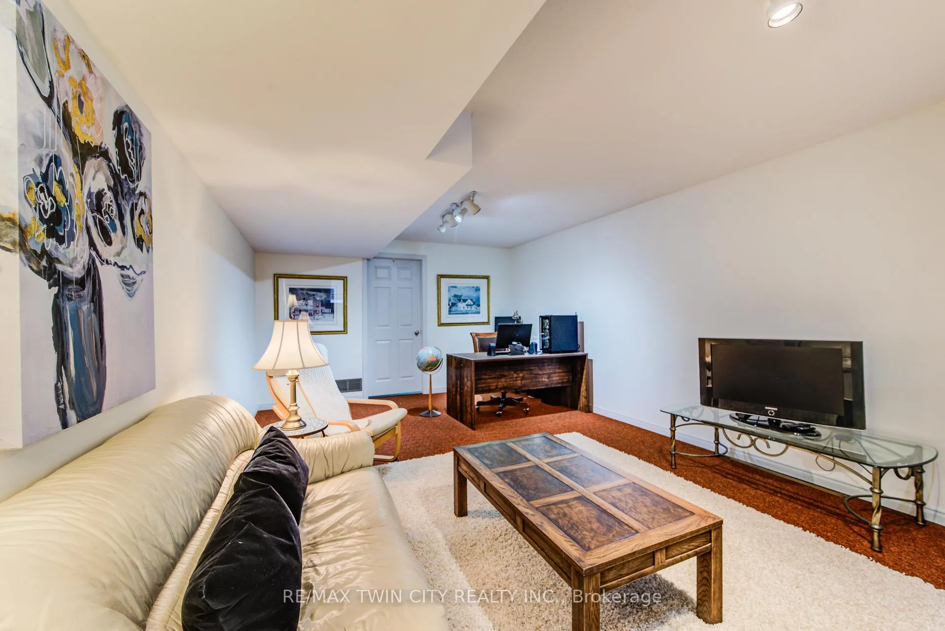 Photo 35 of 454 Kingsford Place, Waterloo — HOMEH