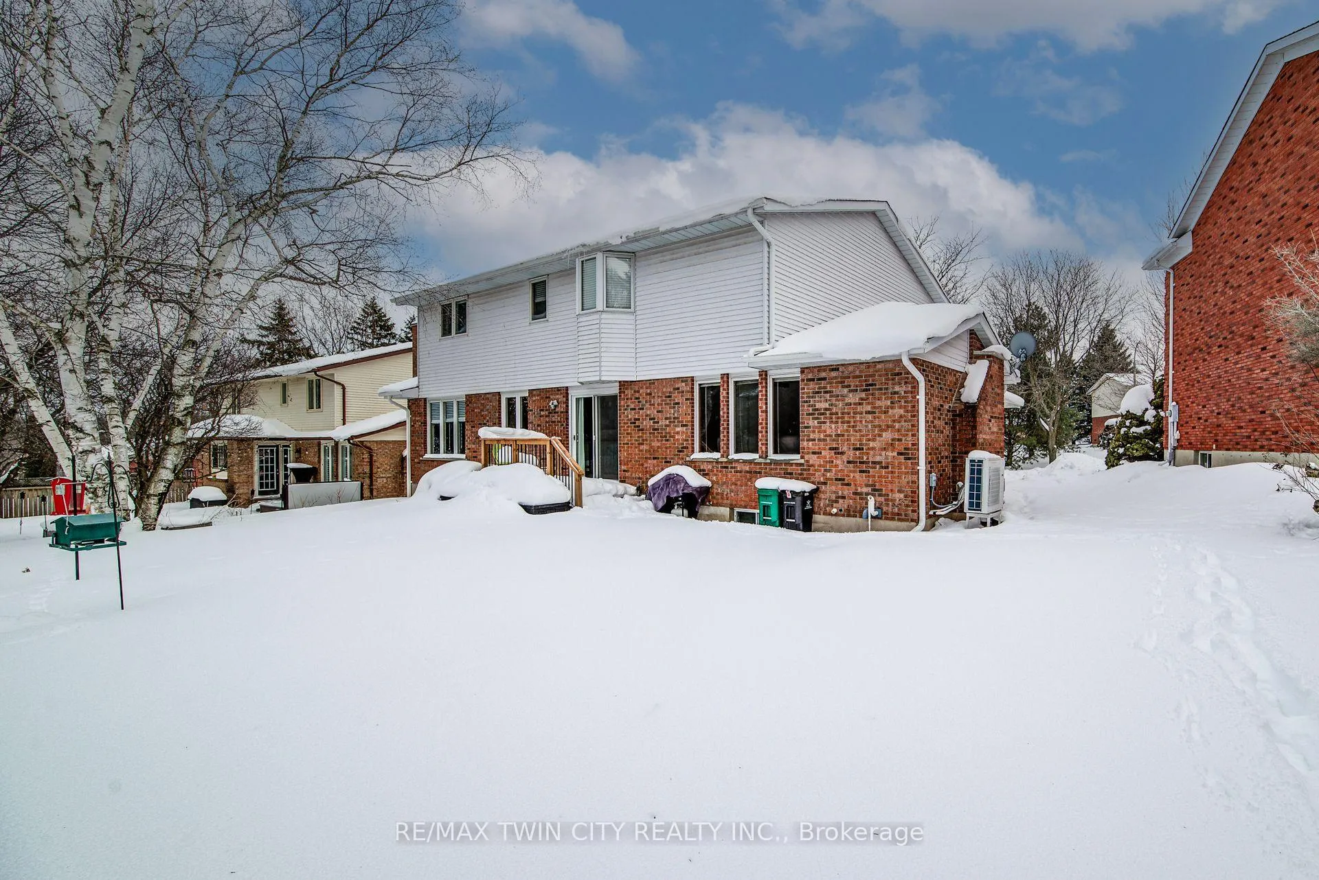 Photo 43 of 454 Kingsford Place, Waterloo — HOMEH