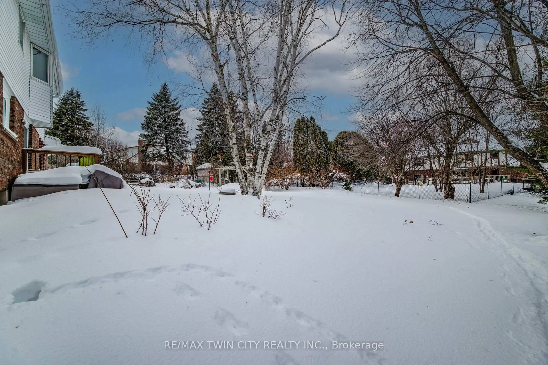 Photo 46 of 454 Kingsford Place, Waterloo — HOMEH