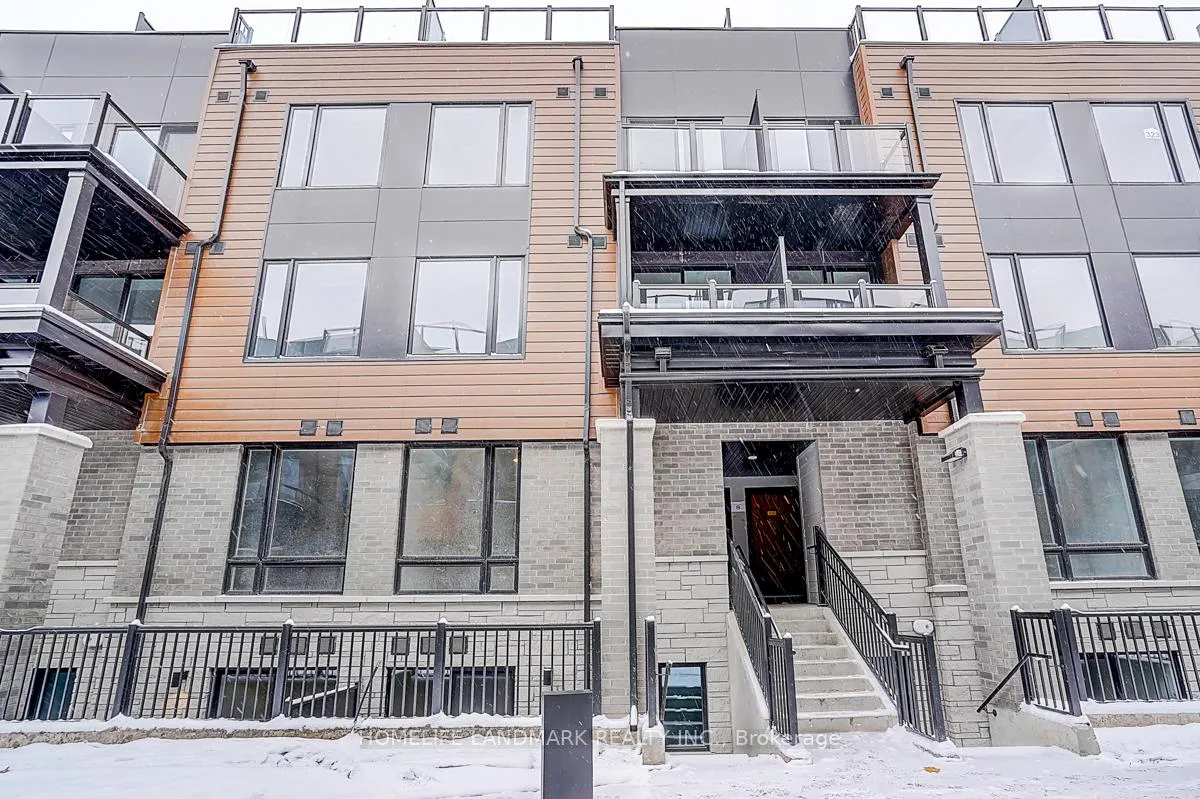 Front of Unit 28, 113 Marydale Avenue