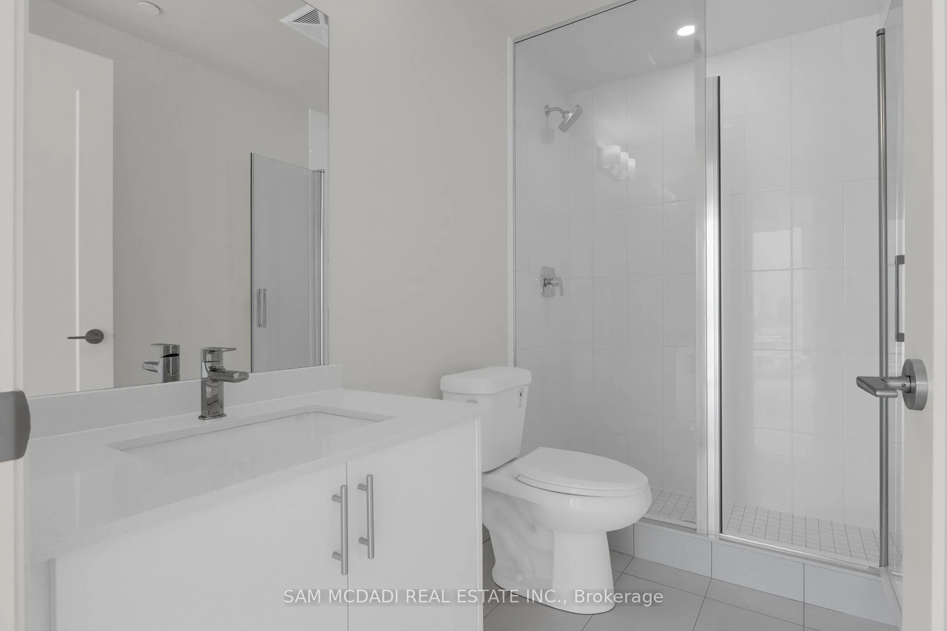 Photo 13 of Unit 2205, 27 Korda Gate, Vaughan, Vellore Village — HOMEH