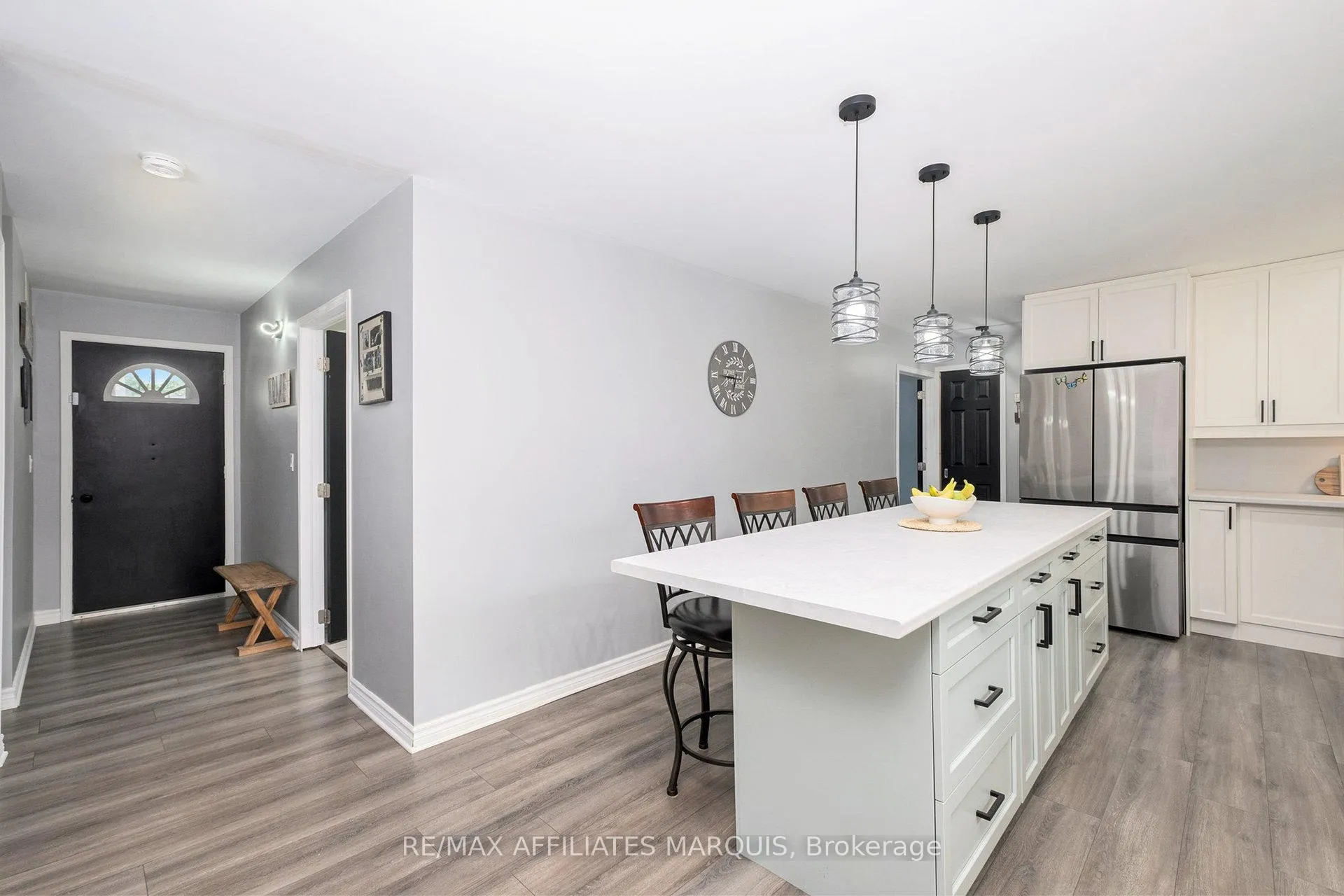 Photo 6 of 47 Gladstone Avenue, Smiths Falls — HOMEH