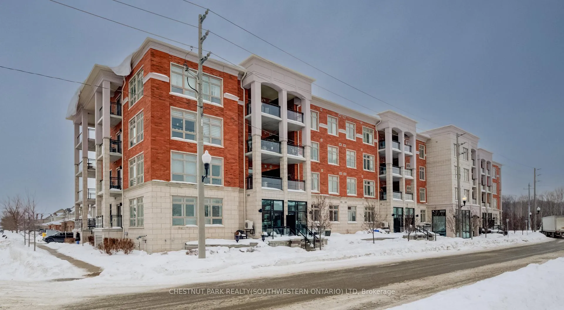 Front of Unit 213, 195 Commonwealth Street
