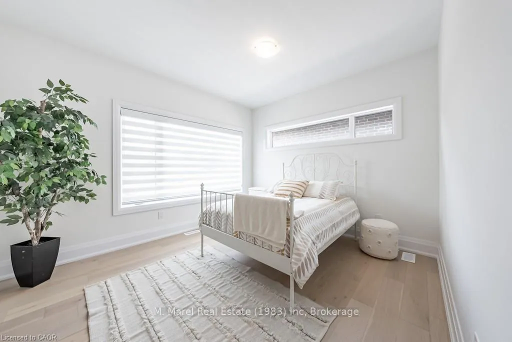 Photo 18 of Unit 2, 121 Fiddlers Green Road, Hamilton, Ancaster — HOMEH