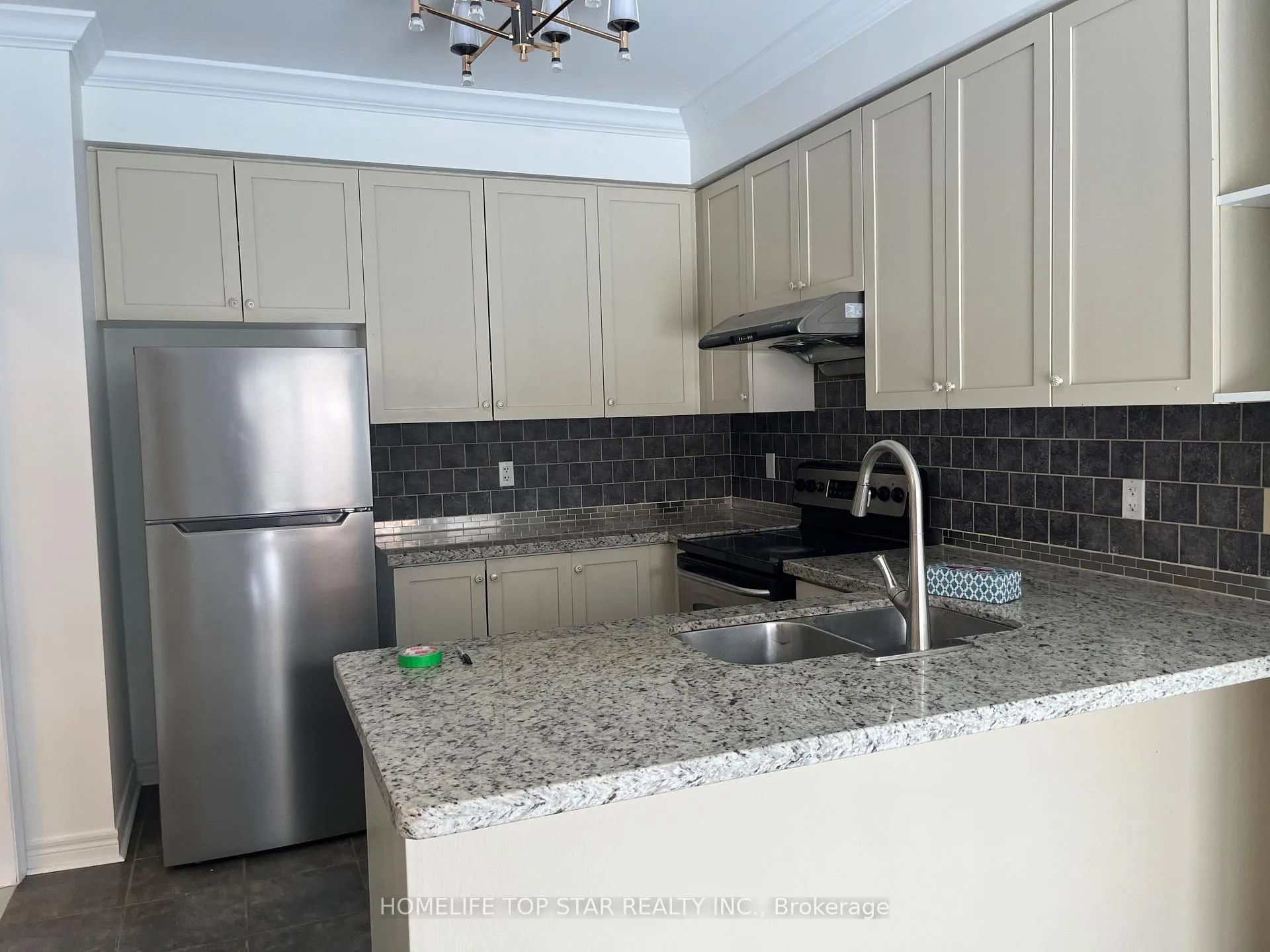 Photo 5 of 6 Maybole Road, Markham, Greensborough — HOMEH