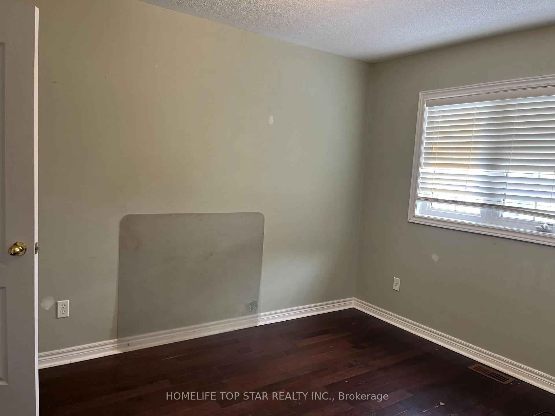 Photo 9 of 6 Maybole Road, Markham, Greensborough — HOMEH