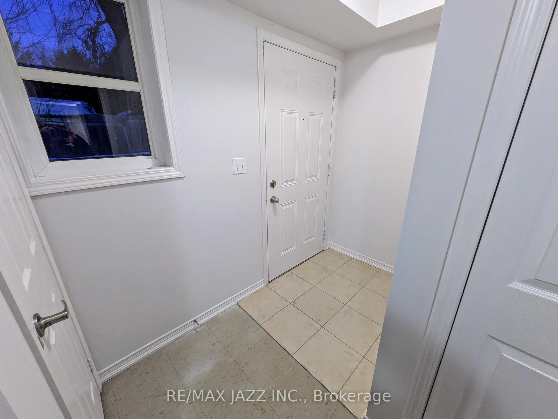 Photo 12 of Unit 103, 762 King Street E, Oshawa, Eastdale — HOMEH