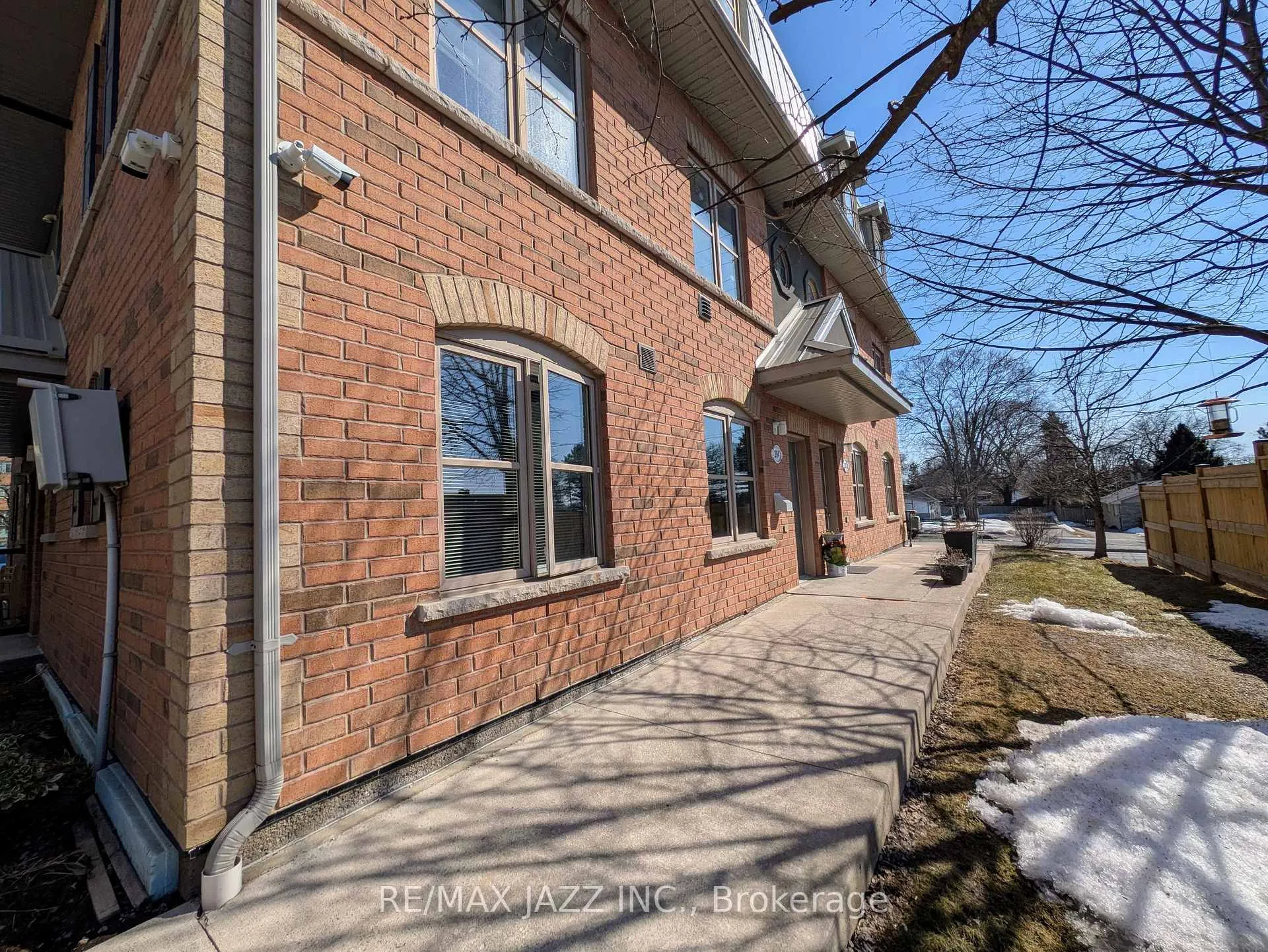 Photo 35 of Unit 103, 762 King Street E, Oshawa, Eastdale — HOMEH