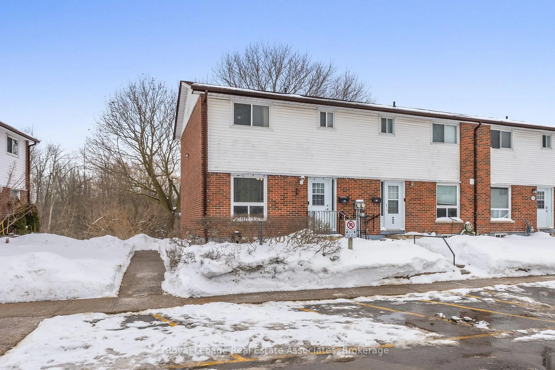Photo 1 of 20 Kingham Road, Halton Hills, Acton — HOMEH
