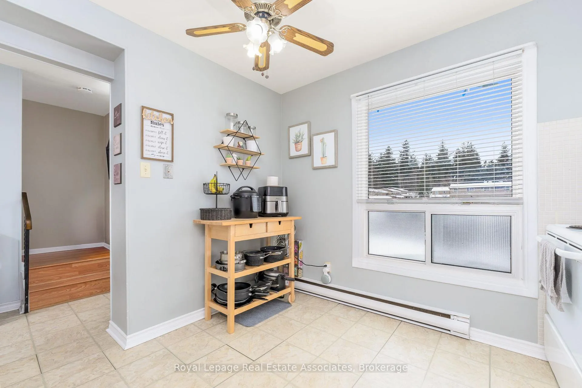 Photo 14 of 20 Kingham Road, Halton Hills, Acton — HOMEH