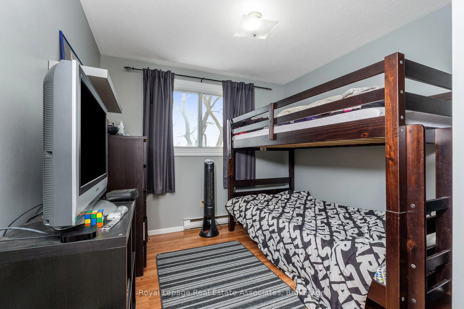 Photo 15 of 20 Kingham Road, Halton Hills, Acton — HOMEH