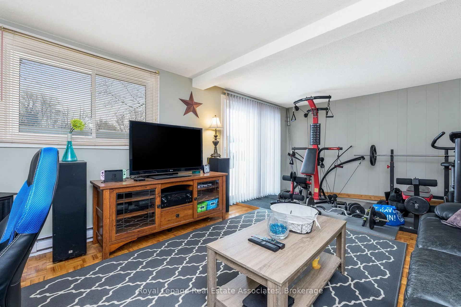 Photo 21 of 20 Kingham Road, Halton Hills, Acton — HOMEH