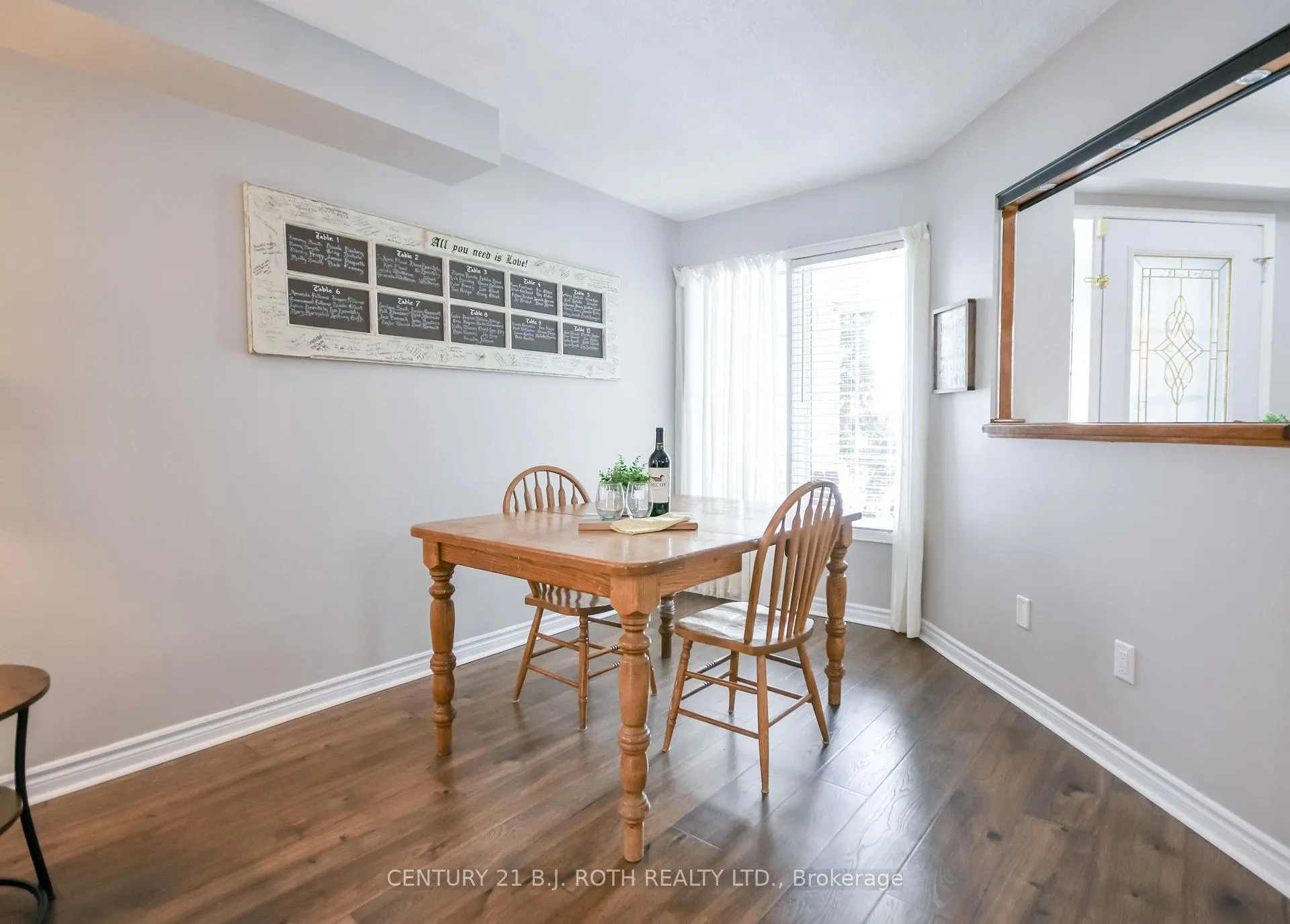 Photo 4 of 91 Cunningham Drive, Barrie, Ardagh — HOMEH