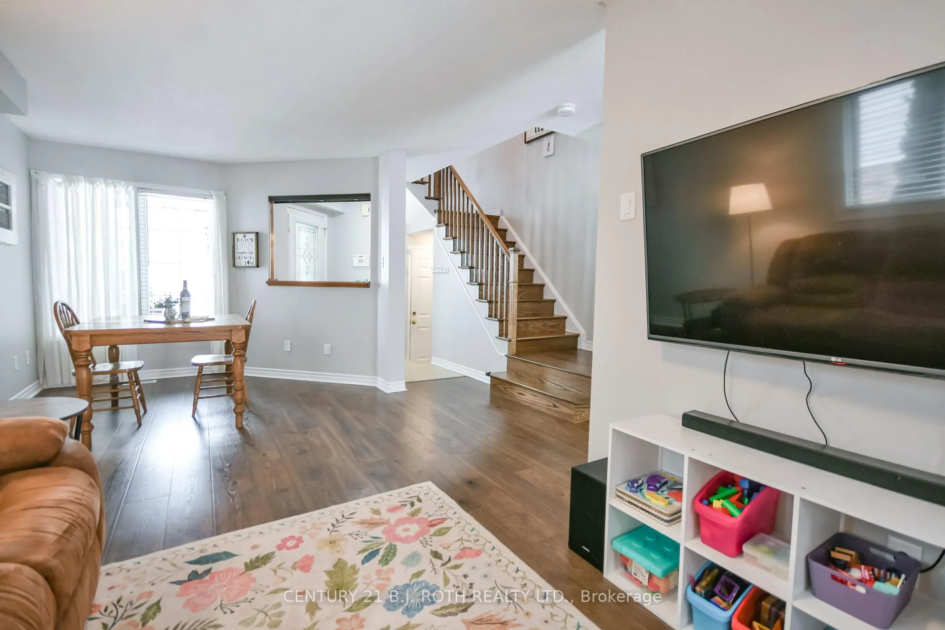 Photo 6 of 91 Cunningham Drive, Barrie, Ardagh — HOMEH