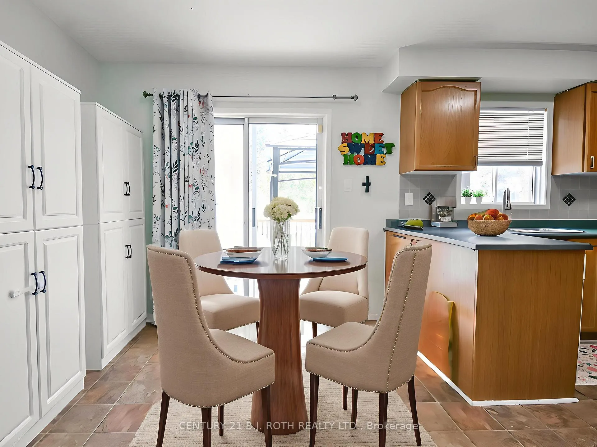 Photo 9 of 91 Cunningham Drive, Barrie, Ardagh — HOMEH