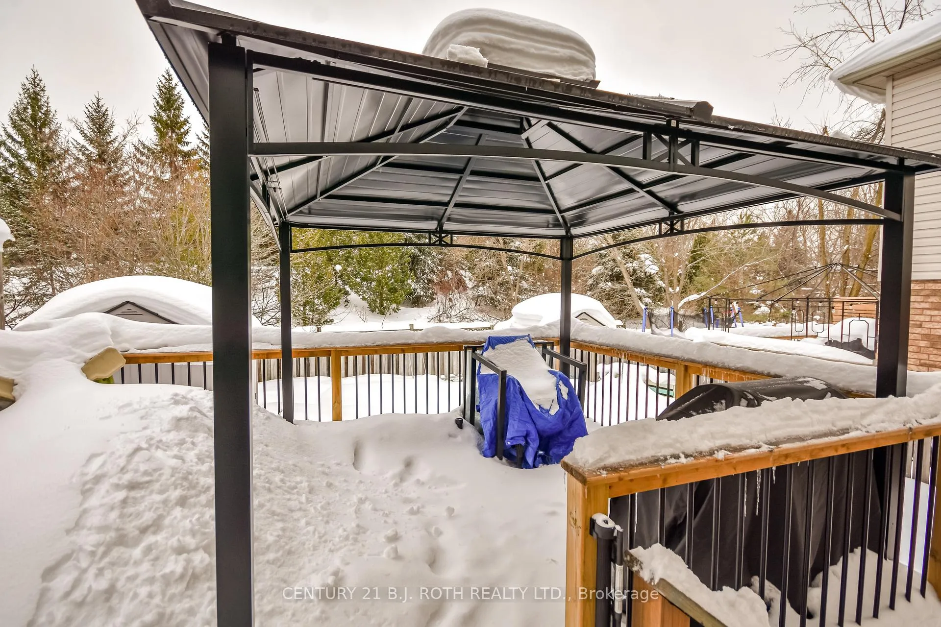 Photo 14 of 91 Cunningham Drive, Barrie, Ardagh — HOMEH