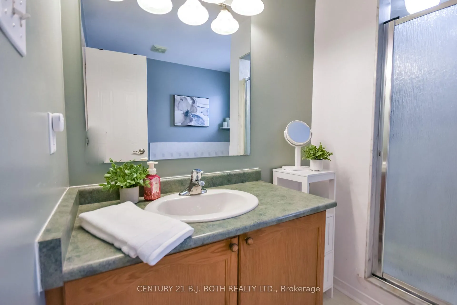 Photo 21 of 91 Cunningham Drive, Barrie, Ardagh — HOMEH