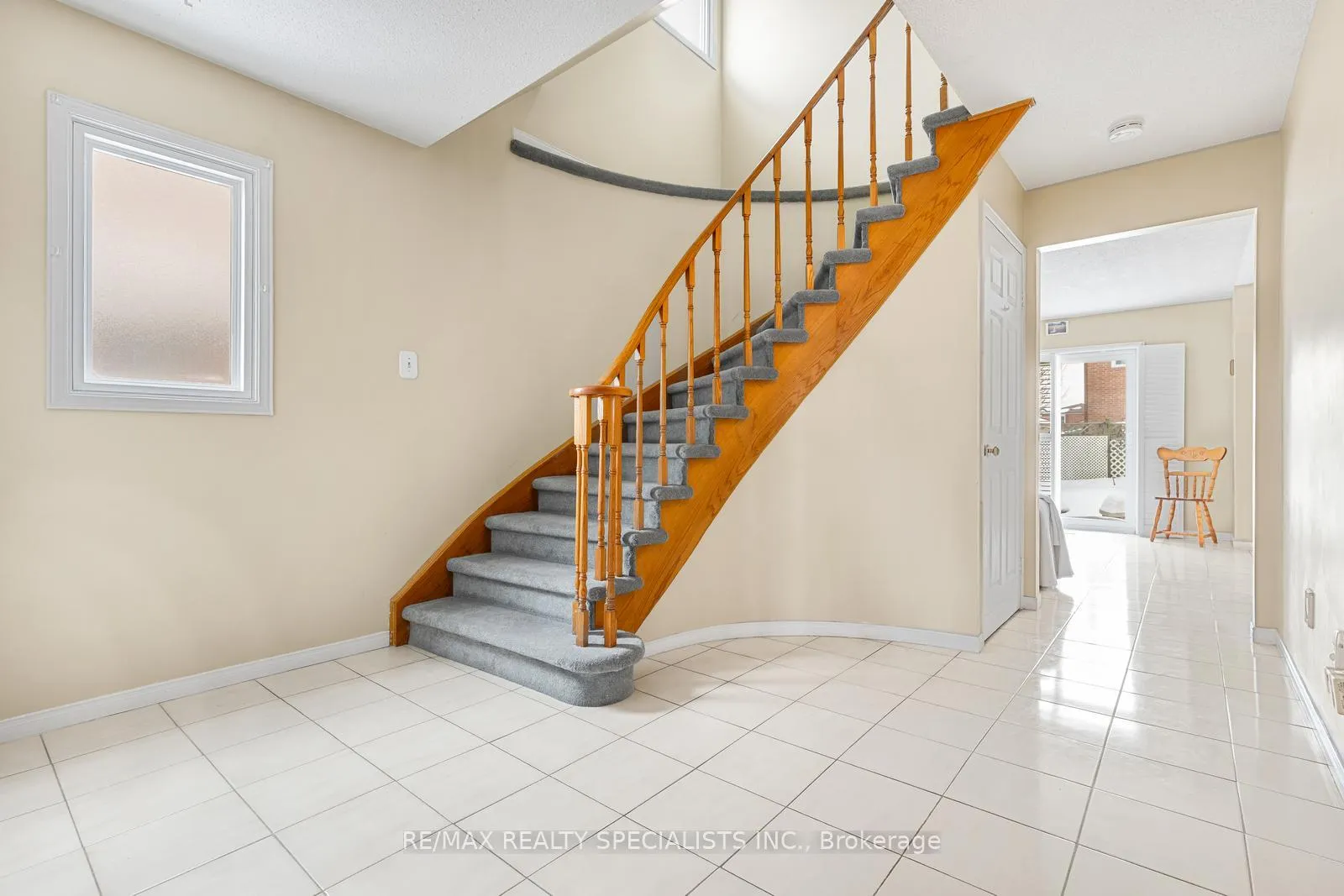 Photo 3 of 81 Bendamere Crescent, Markham, Raymerville — HOMEH