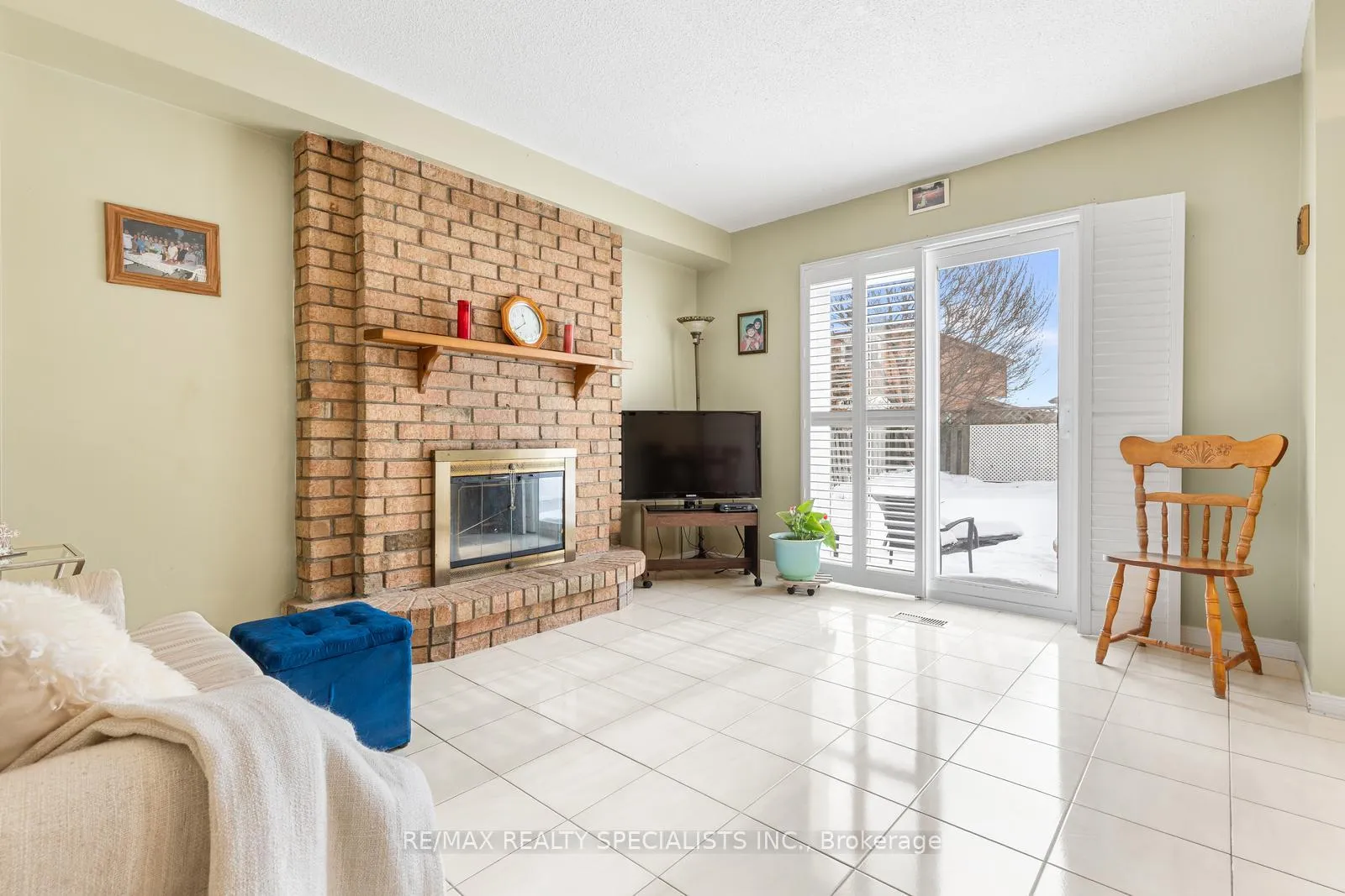 Photo 5 of 81 Bendamere Crescent, Markham, Raymerville — HOMEH