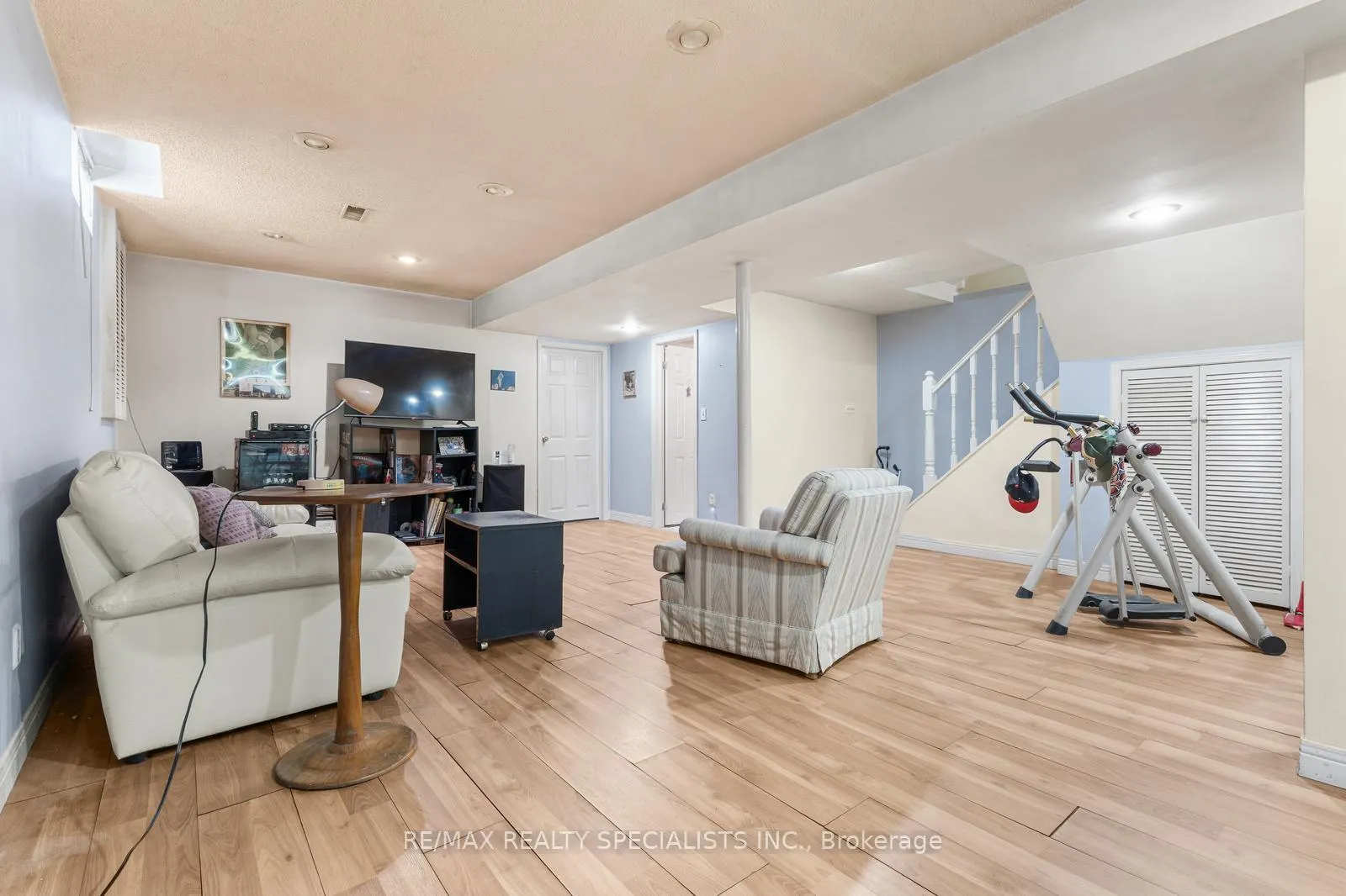 Photo 24 of 81 Bendamere Crescent, Markham, Raymerville — HOMEH