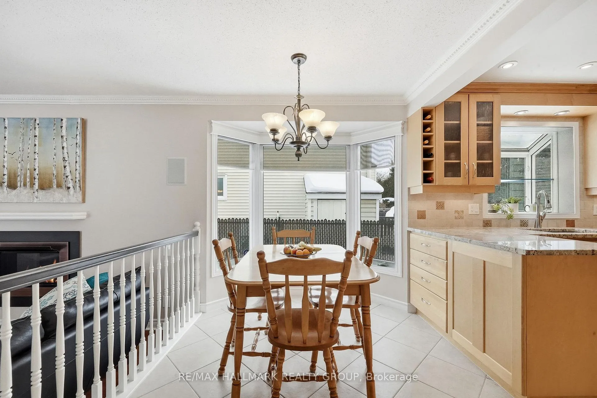 Photo 15 of 6066 Meadowhill Crescent, Ottawa, Chapel Hill — HOMEH