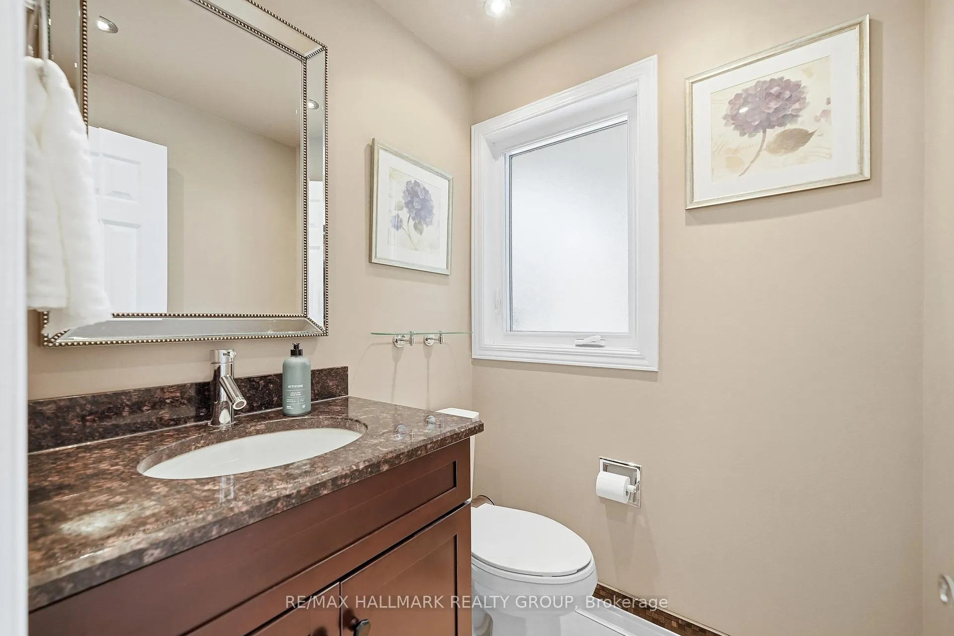 Photo 19 of 6066 Meadowhill Crescent, Ottawa, Chapel Hill — HOMEH