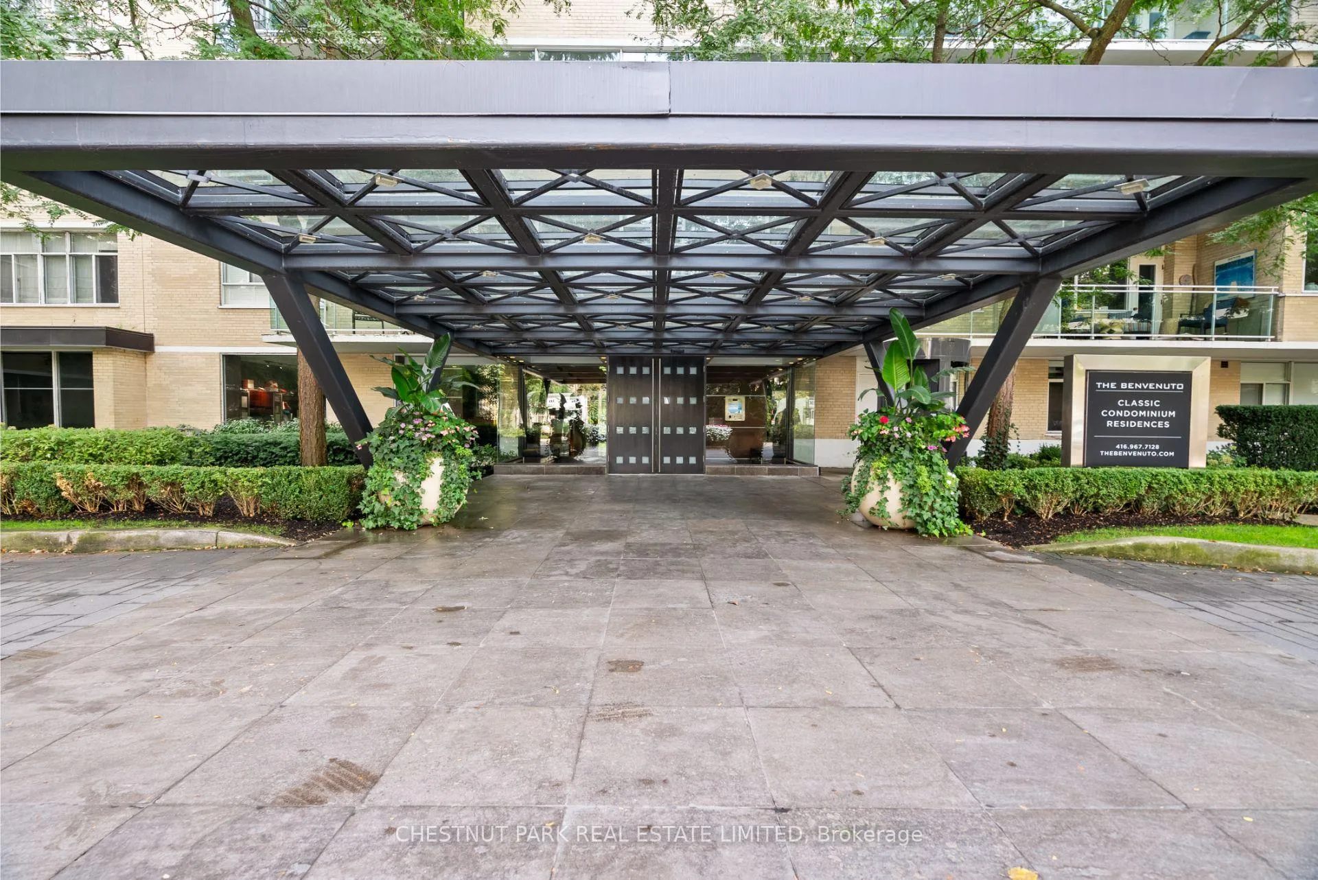 Photo 2 of Unit 720, 1 Benvenuto Place, Toronto, Casa Loma — HOMEH