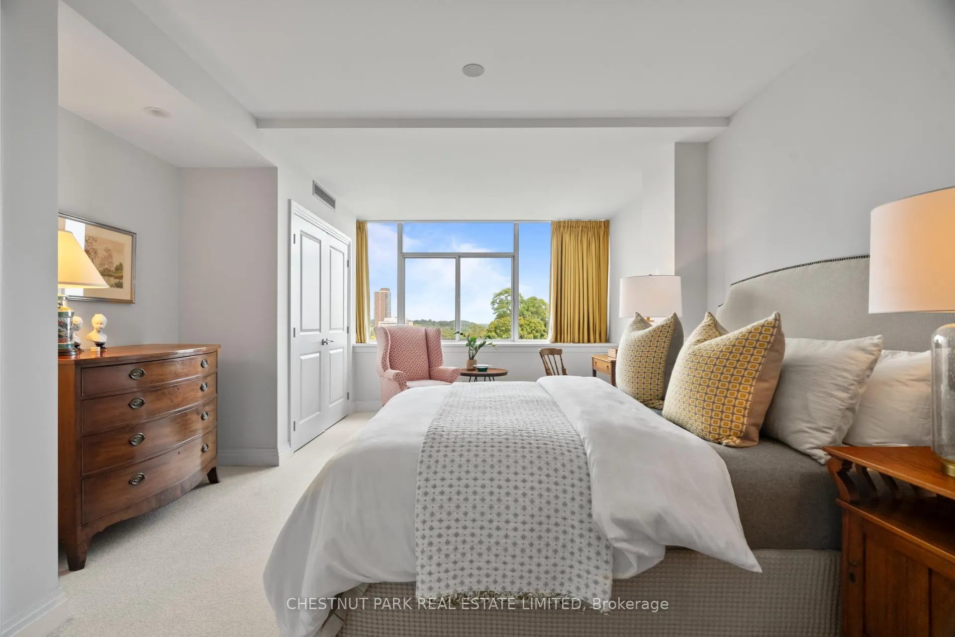 Photo 16 of Unit 720, 1 Benvenuto Place, Toronto, Casa Loma — HOMEH