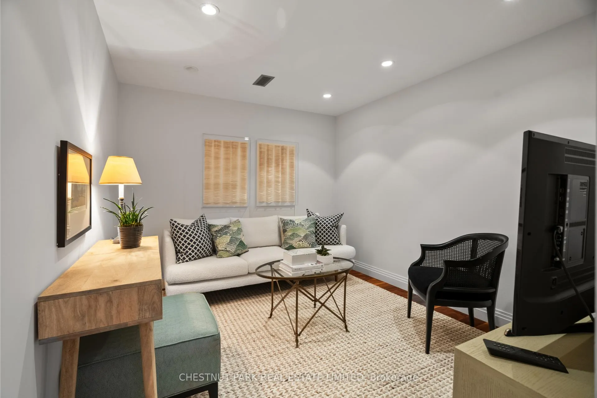 Photo 24 of Unit 720, 1 Benvenuto Place, Toronto, Casa Loma — HOMEH
