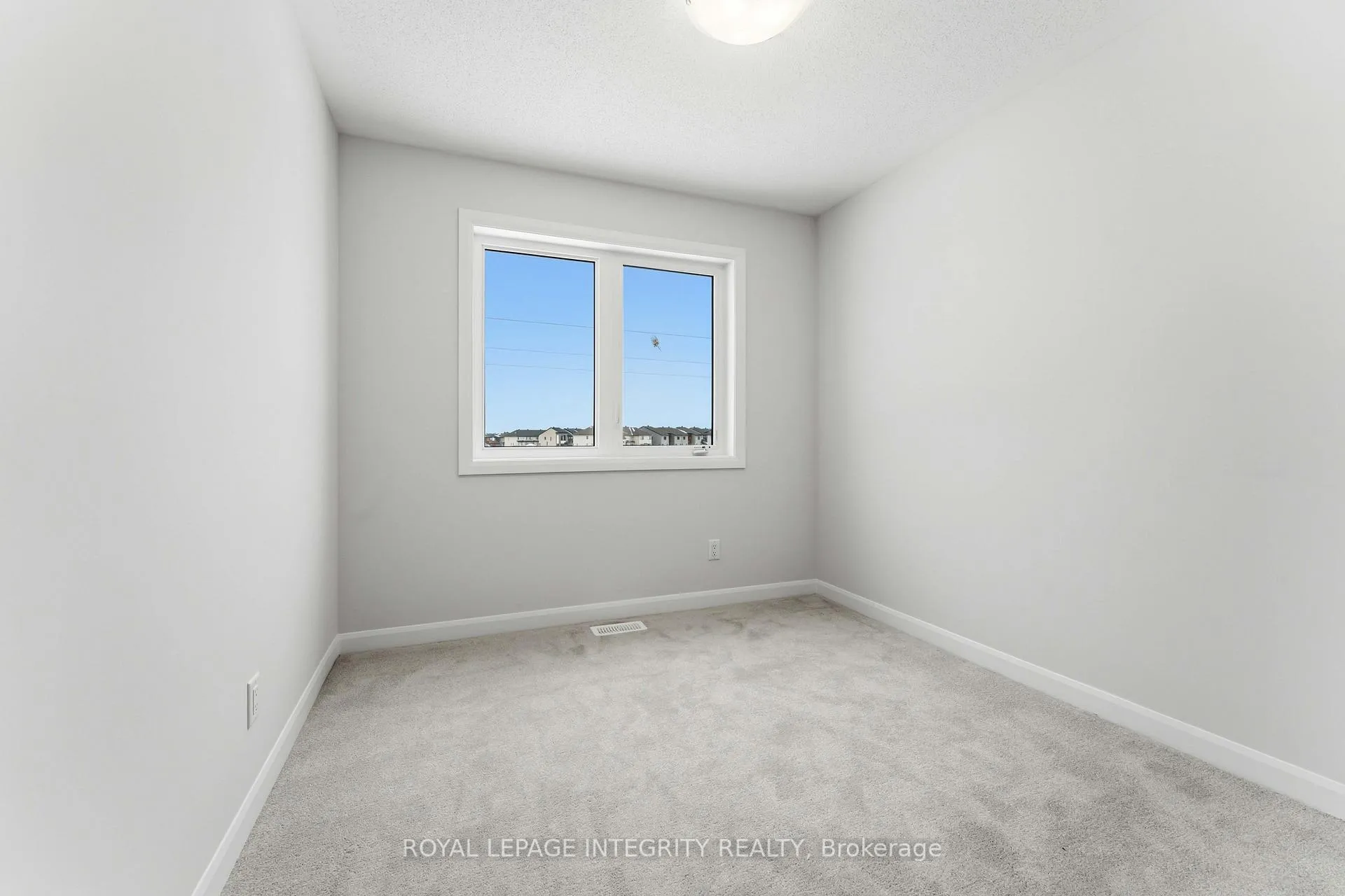Photo 27 of 714 Fairline Row, Ottawa, Kanata - Emerald Meadows/Trailwest — HOMEH