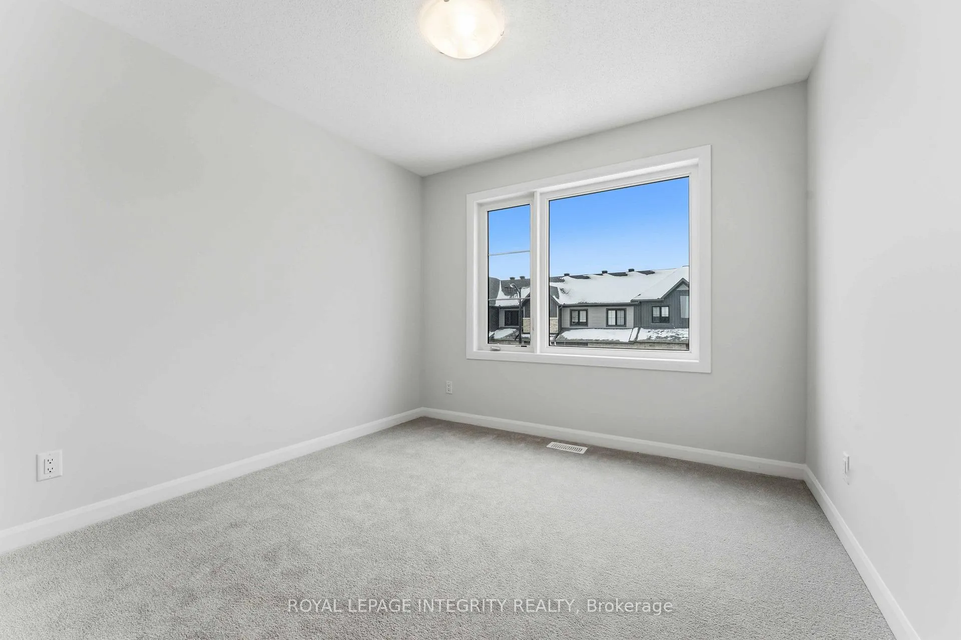 Photo 31 of 714 Fairline Row, Ottawa, Kanata - Emerald Meadows/Trailwest — HOMEH