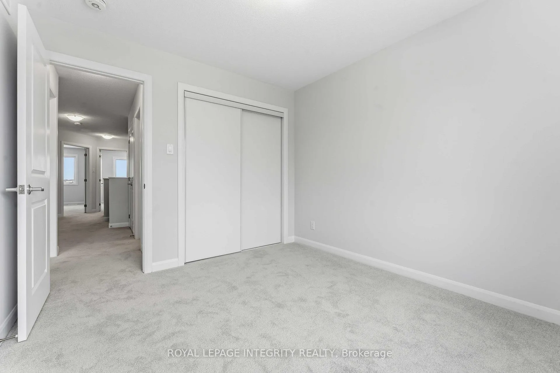 Photo 32 of 714 Fairline Row, Ottawa, Kanata - Emerald Meadows/Trailwest — HOMEH