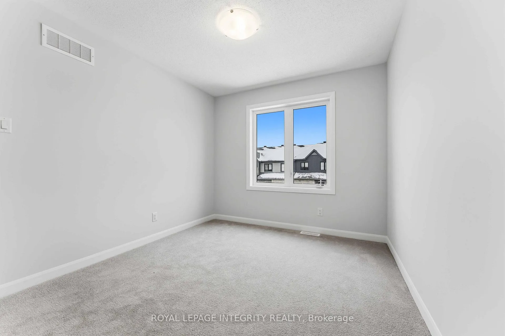 Photo 36 of 714 Fairline Row, Ottawa, Kanata - Emerald Meadows/Trailwest — HOMEH