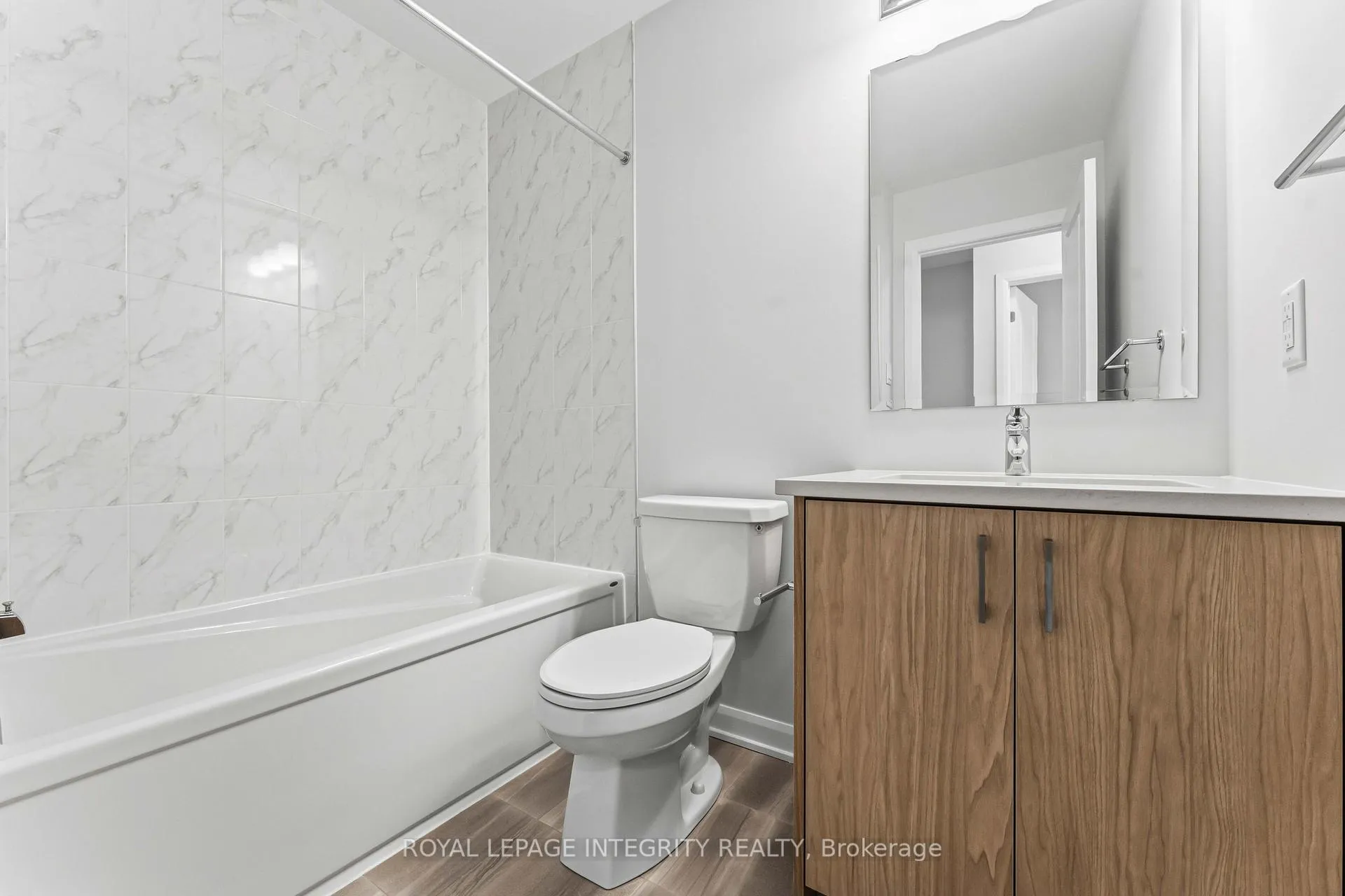 Photo 37 of 714 Fairline Row, Ottawa, Kanata - Emerald Meadows/Trailwest — HOMEH