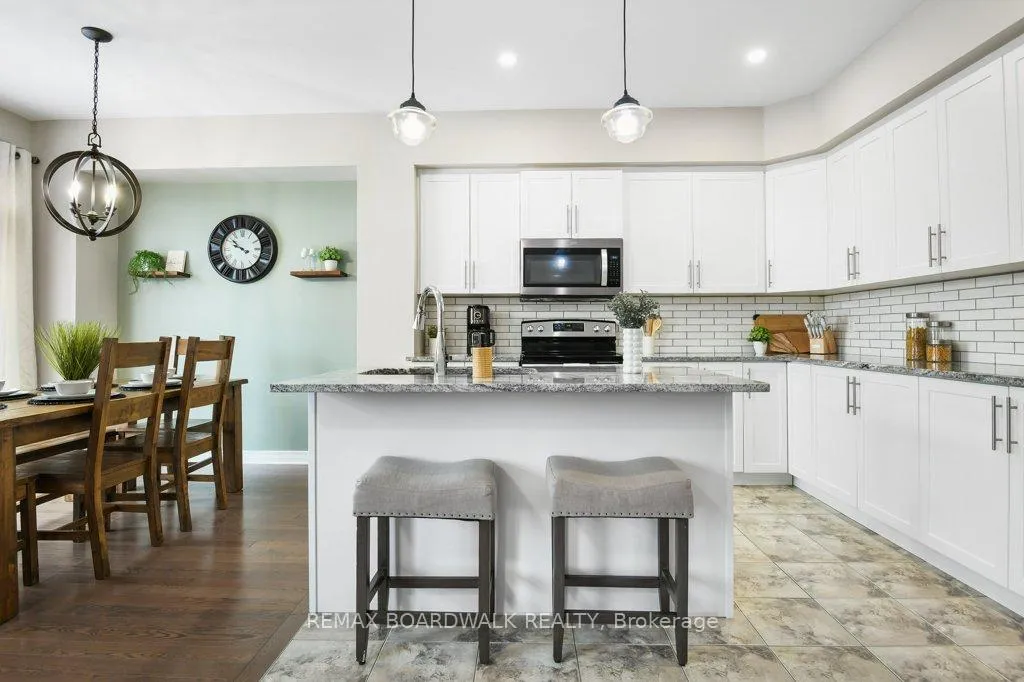 Photo 10 of 38 Peever Place, Carleton Place — HOMEH
