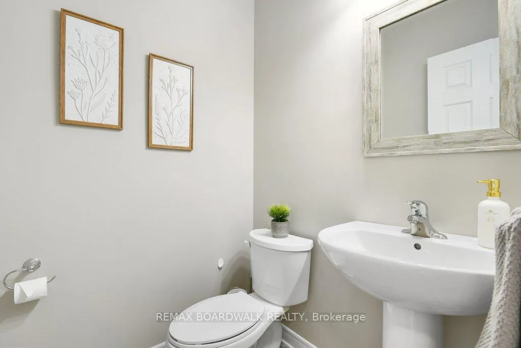 Photo 14 of 38 Peever Place, Carleton Place — HOMEH