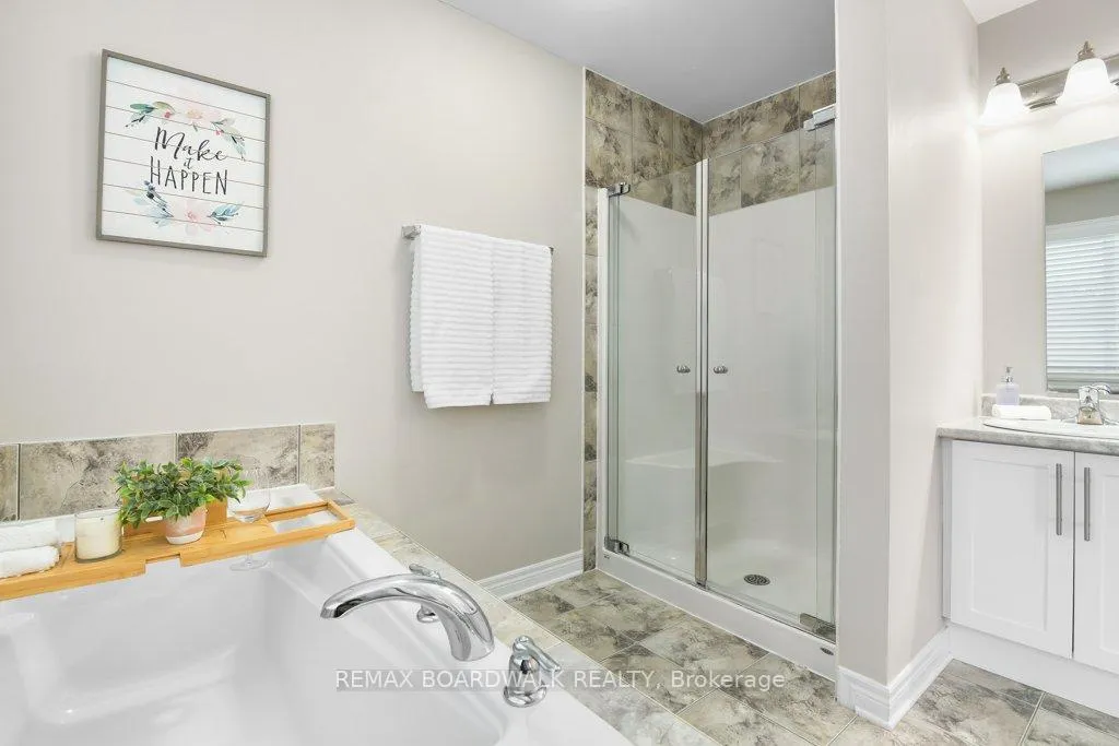 Photo 20 of 38 Peever Place, Carleton Place — HOMEH