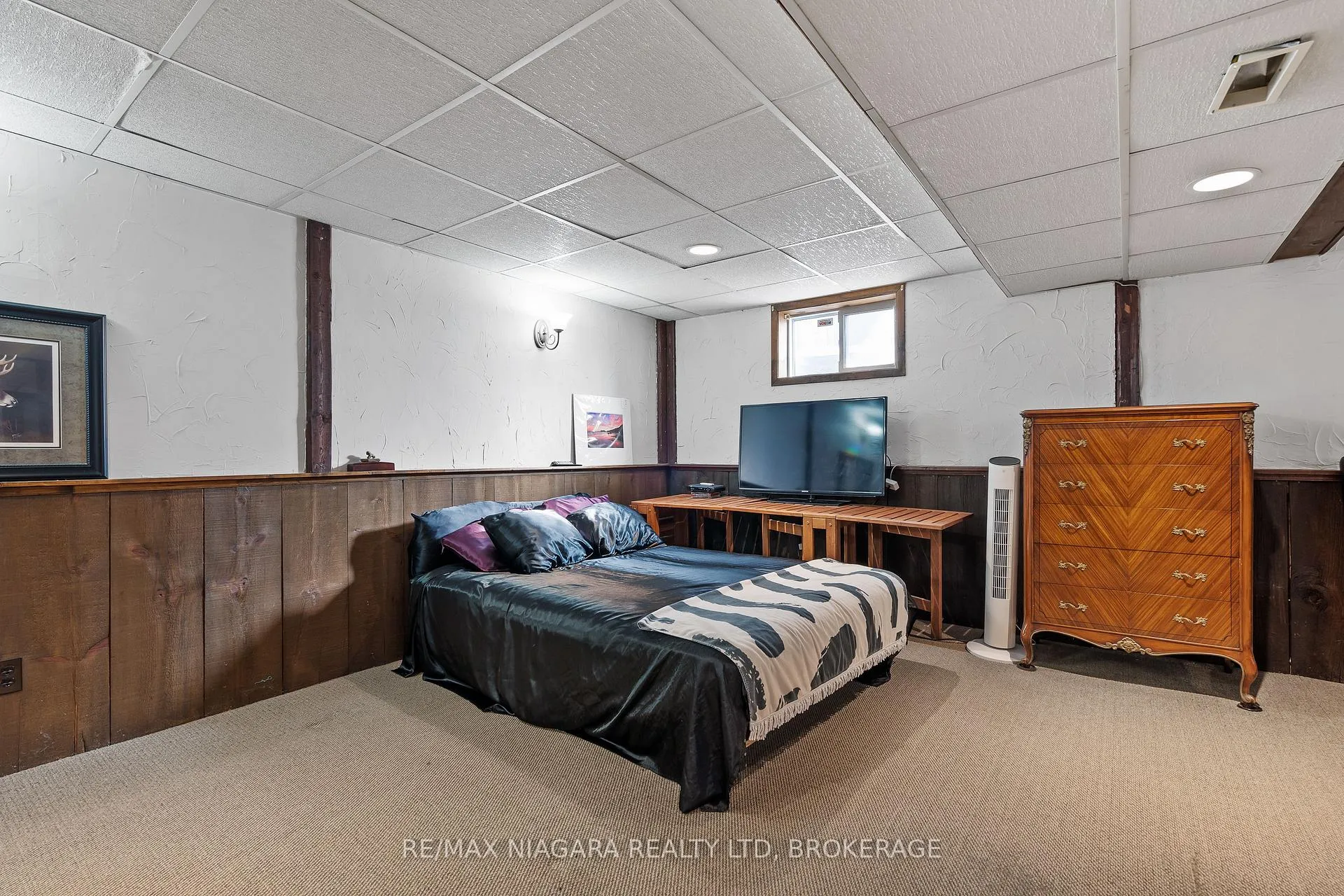 Photo 19 of 44 Albany Drive, St. Catharines, Lakeport — HOMEH