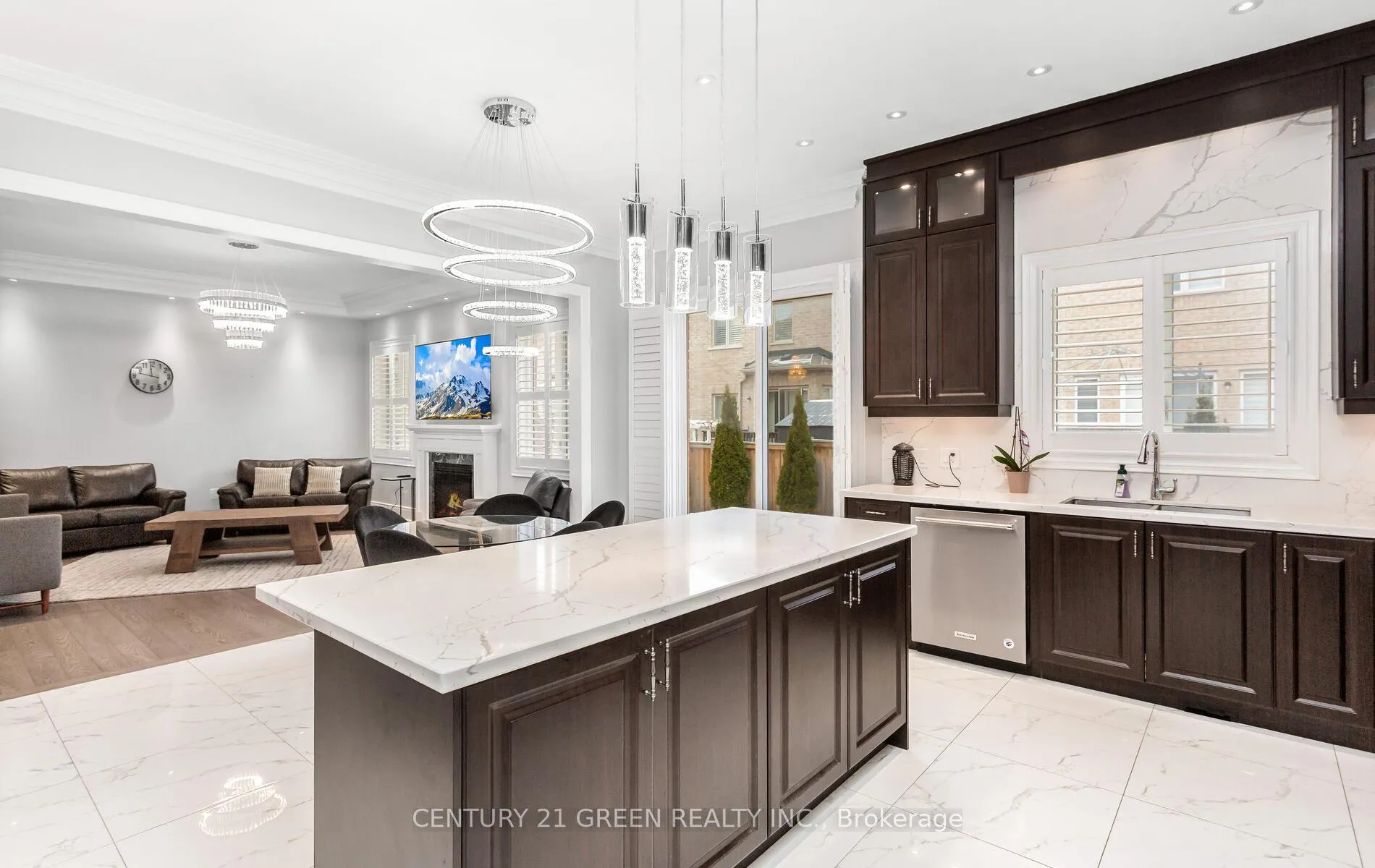 Photo 15 of 171 Belmore Court, Milton, Ford — HOMEH