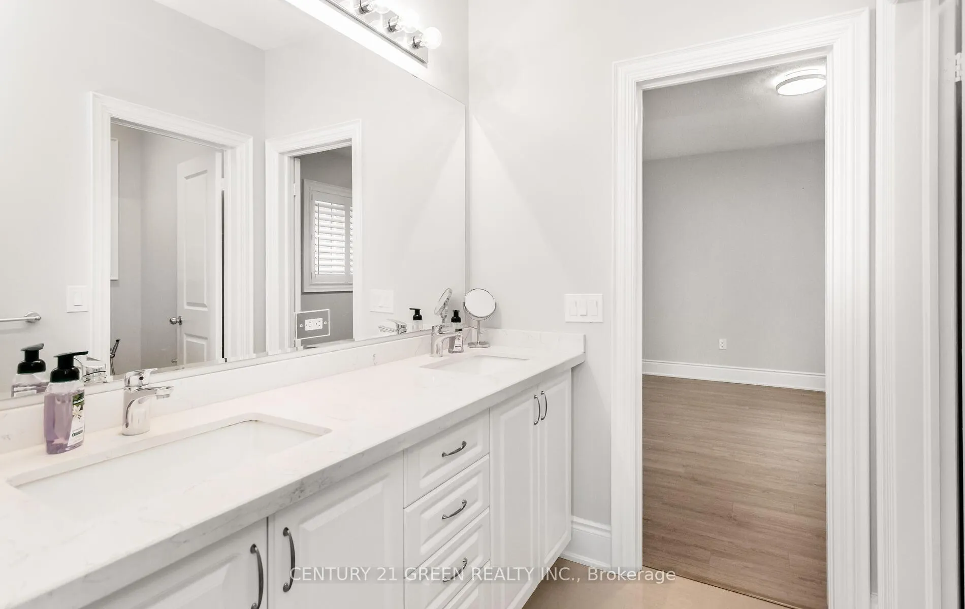 Photo 23 of 171 Belmore Court, Milton, Ford — HOMEH