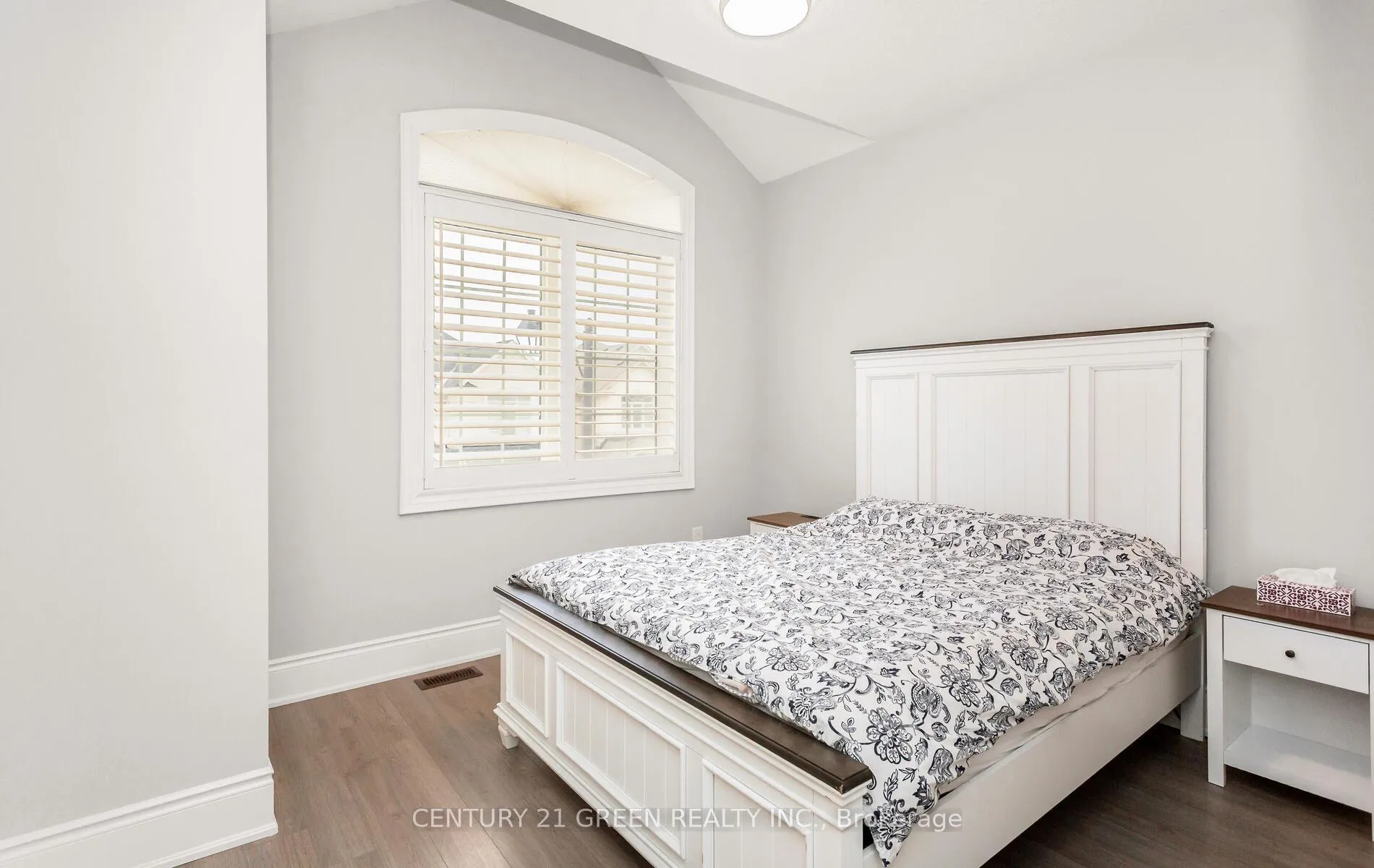 Photo 26 of 171 Belmore Court, Milton, Ford — HOMEH
