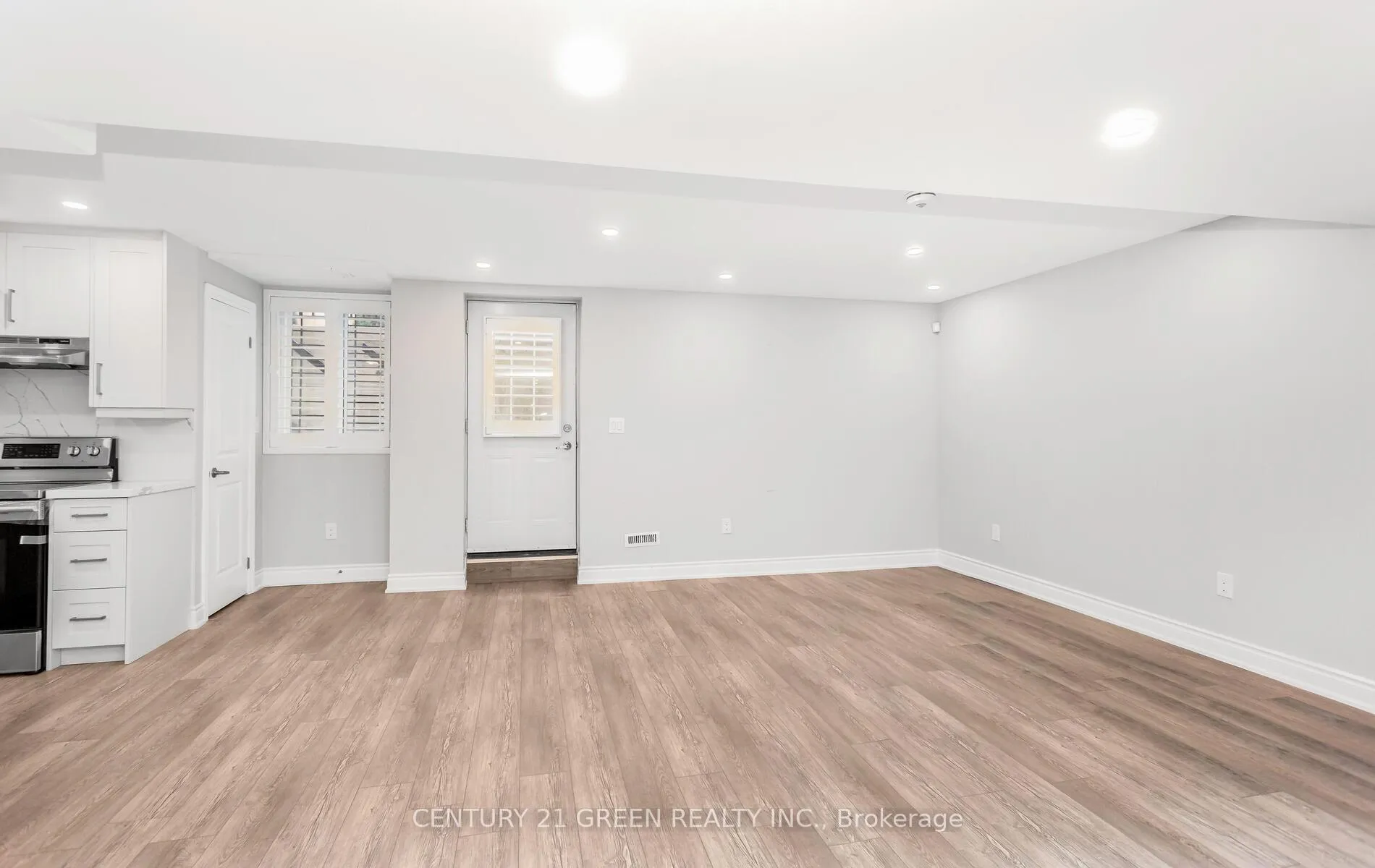 Photo 35 of 171 Belmore Court, Milton, Ford — HOMEH